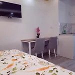 Cozy Close To Dubrovnik Apartment Neum