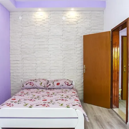 Cozy Close To Dubrovnik Neum