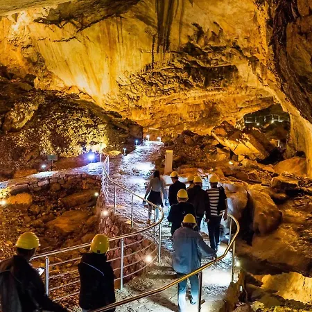 Cozy Close To Dubrovnik Apartamento *