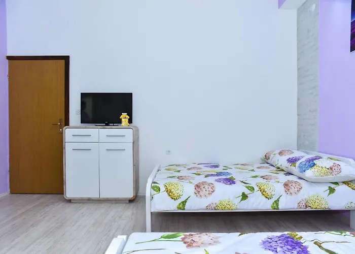 Cozy Close To Dubrovnik Lägenhet Neum